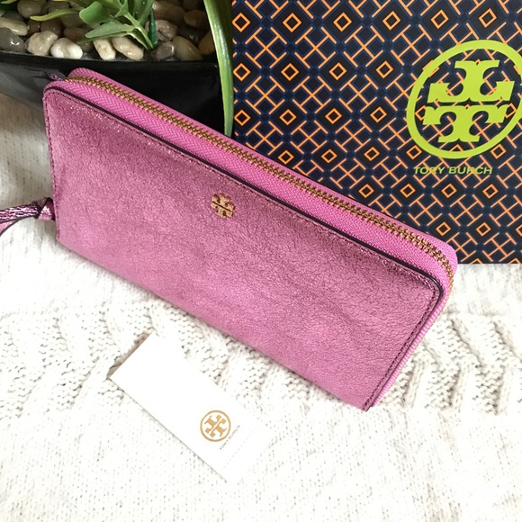 Price Firm* Tory Burch Crinkle Metallic Zip Wallet - Picture 3 of 8